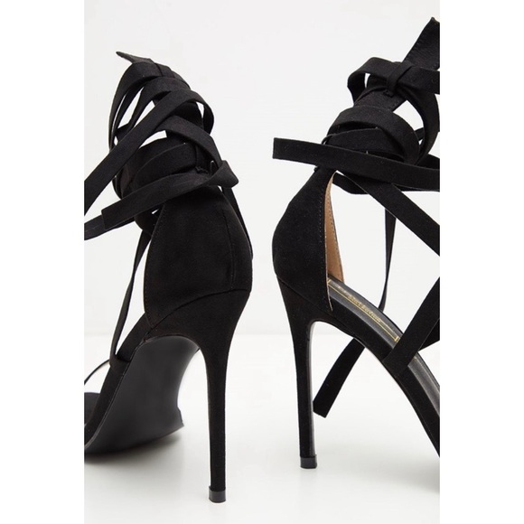 Black Pointed Toe Tie High Heels - Picture 4 of 6